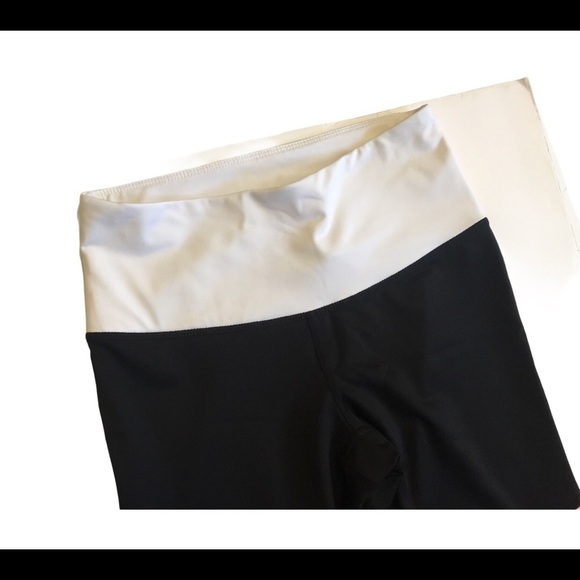 Z BY ZELLA (Nords) Fancy Footwork Colour Block High Waist Leggings Red/Black XS - Picture 4 of 9